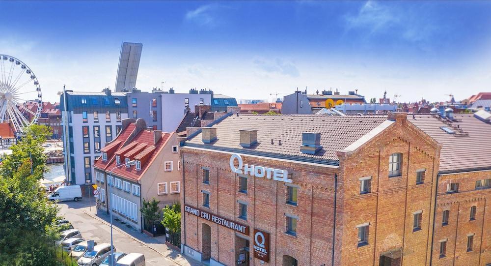 Q Hotel Grand Cru Gdansk Bagian luar foto