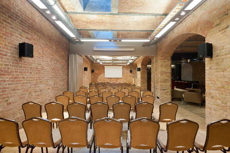 Q Hotel Grand Cru Gdansk Bagian luar foto